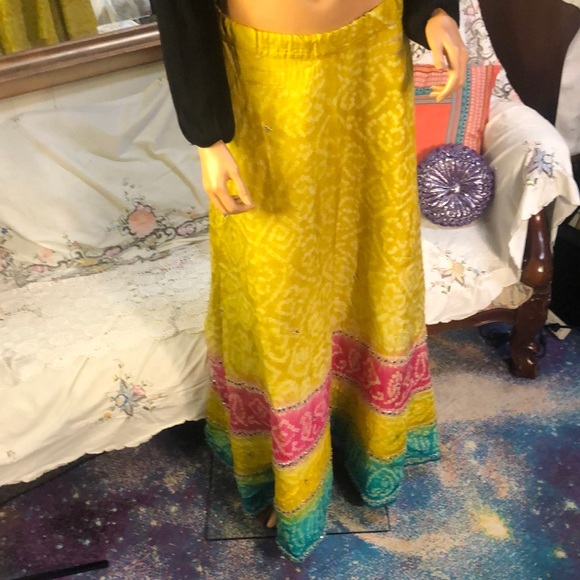 VINTAGE HIPPIE BOHO SILK FESTIVAL SKIRT S-L RARE - Picture 2 of 8